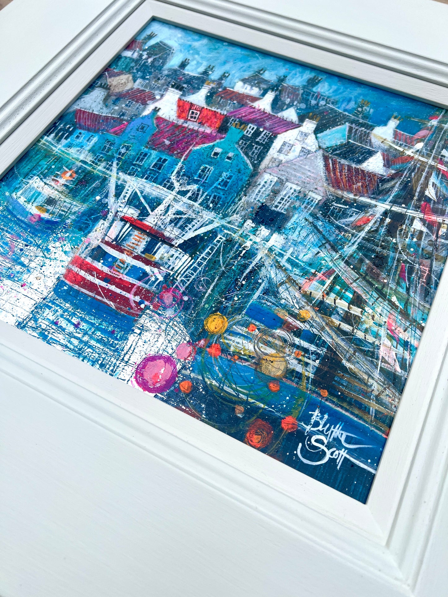 Hustle & Bustle, Whitby